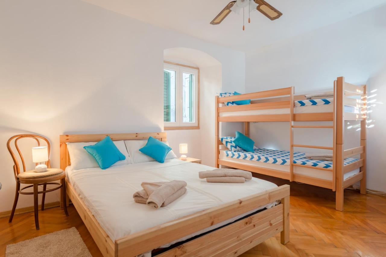 Lct Alberti Palace Apartment Σπλιτ Εξωτερικό φωτογραφία